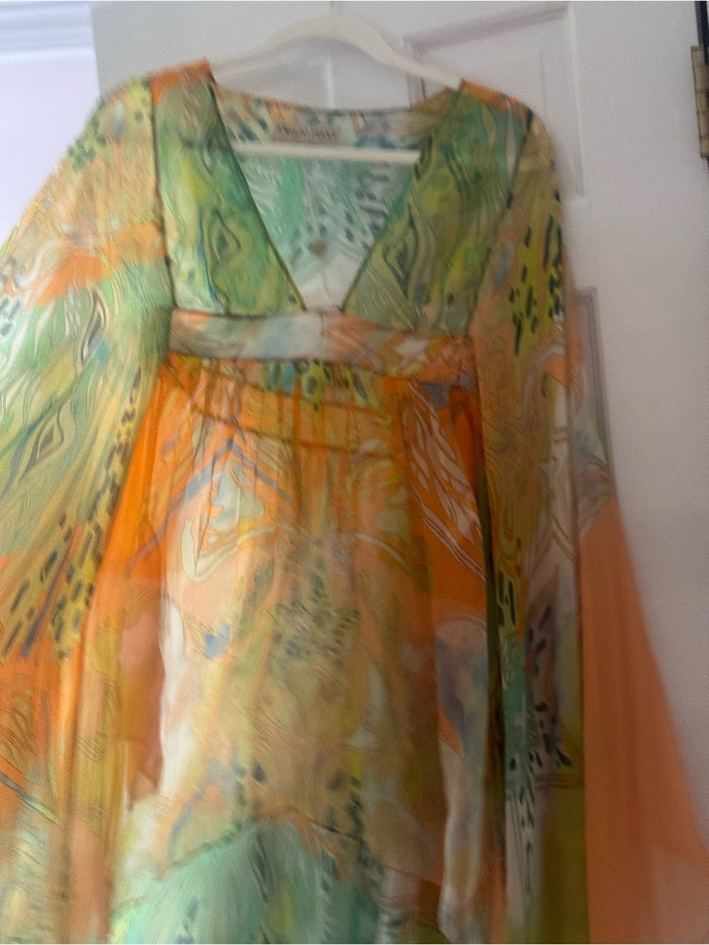 Emilio Pucci Silk Cover up - Picture 4 of 11